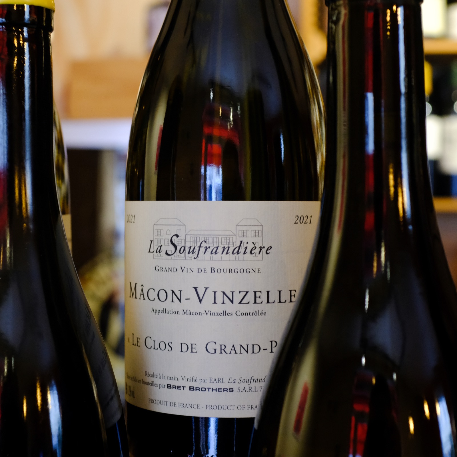 Bouteille de la Soufrandière Mâcon-Vinzelle.